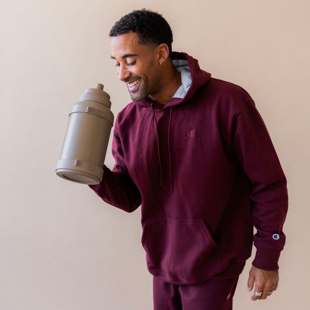 78-oz-titan-bottle-pastel-collection-p6 32_Manna_Website_Lifestyles_Titan_Darker_2.jpg