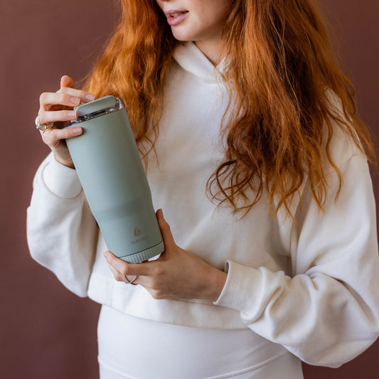30-oz-groove-tumbler-p9 4Manna_Website_Lifestyles-17.jpg